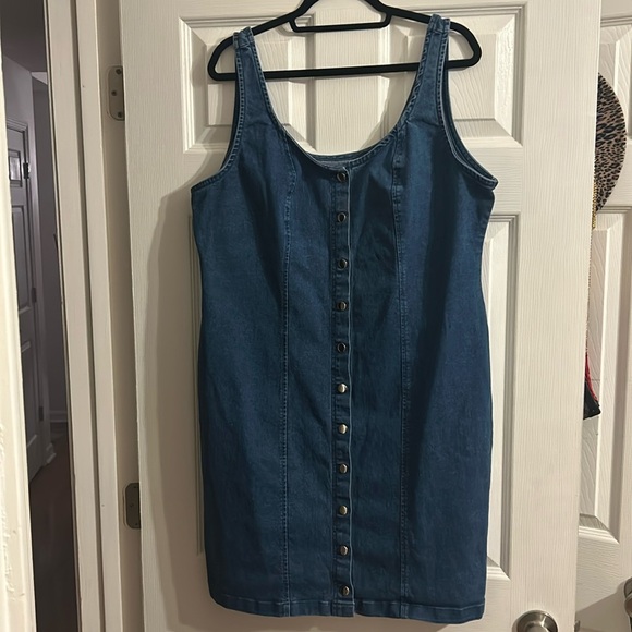 Denim Stretch Front Button Sheath Dress Plus Size - Picture 3 of 9